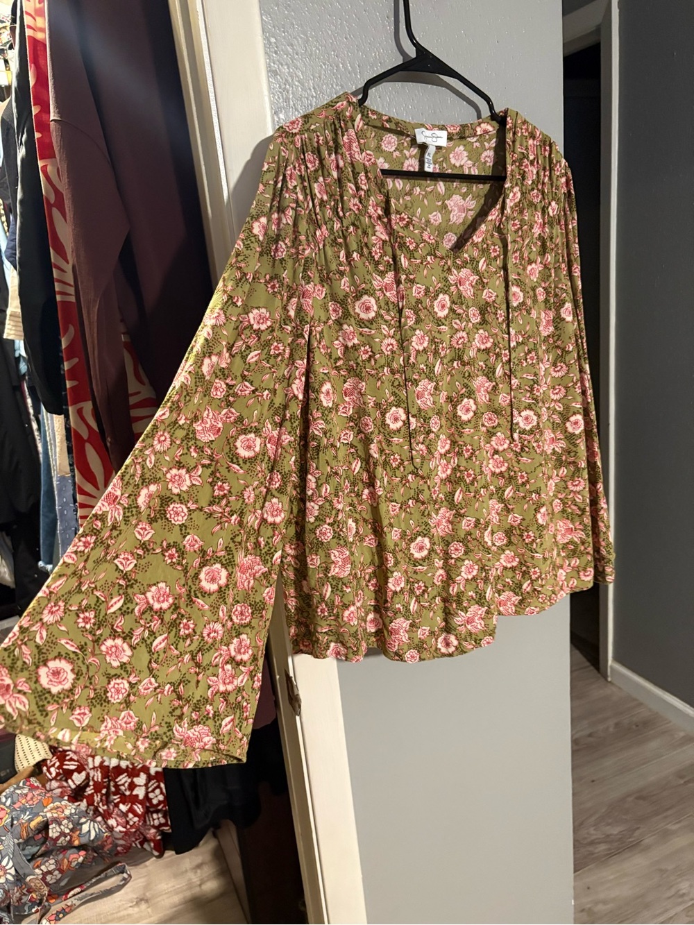 Jessica Simpson Olive Green Floral Tie-Neck Blouse with Pink Roses - Picture 2 of 4